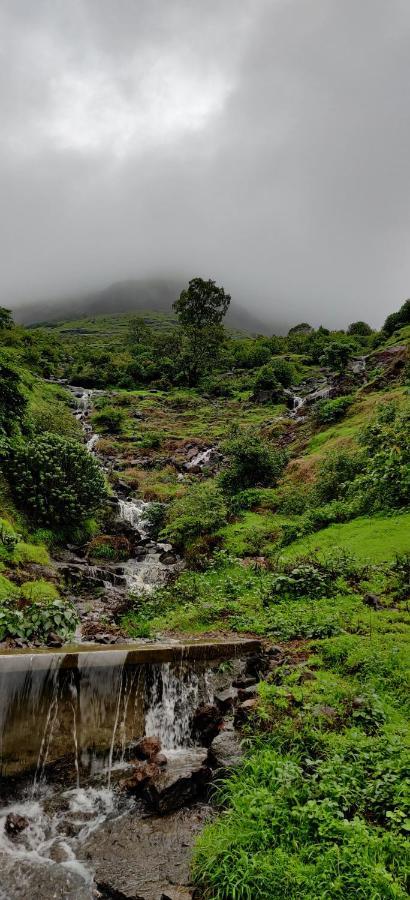 Golden Resort&Farm Nashik Exterior foto