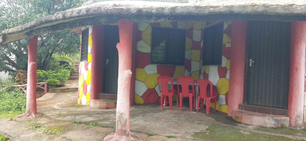 Golden Resort&Farm Nashik Exterior foto